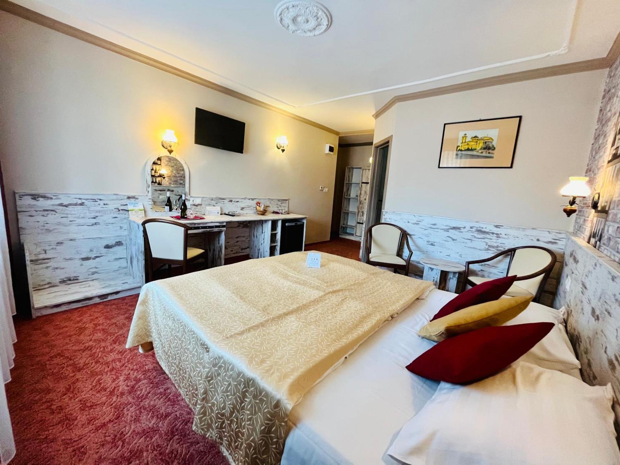 Hotel Korona Wellness, Rendezvény és Borszálloda Eger Quarto foto